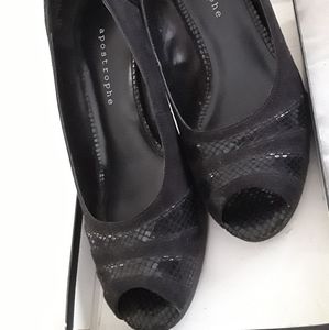 Black peep toe heels